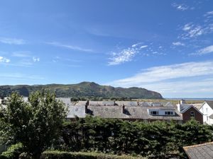 Photo 16- click for photo gallery